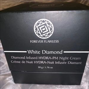 Forever Flawless White Diamond HYDRA-PM